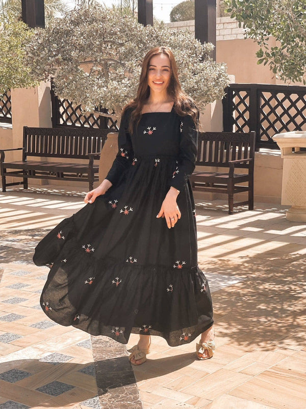 Black Contrasting Fabric Long Dress – #ASHTAG